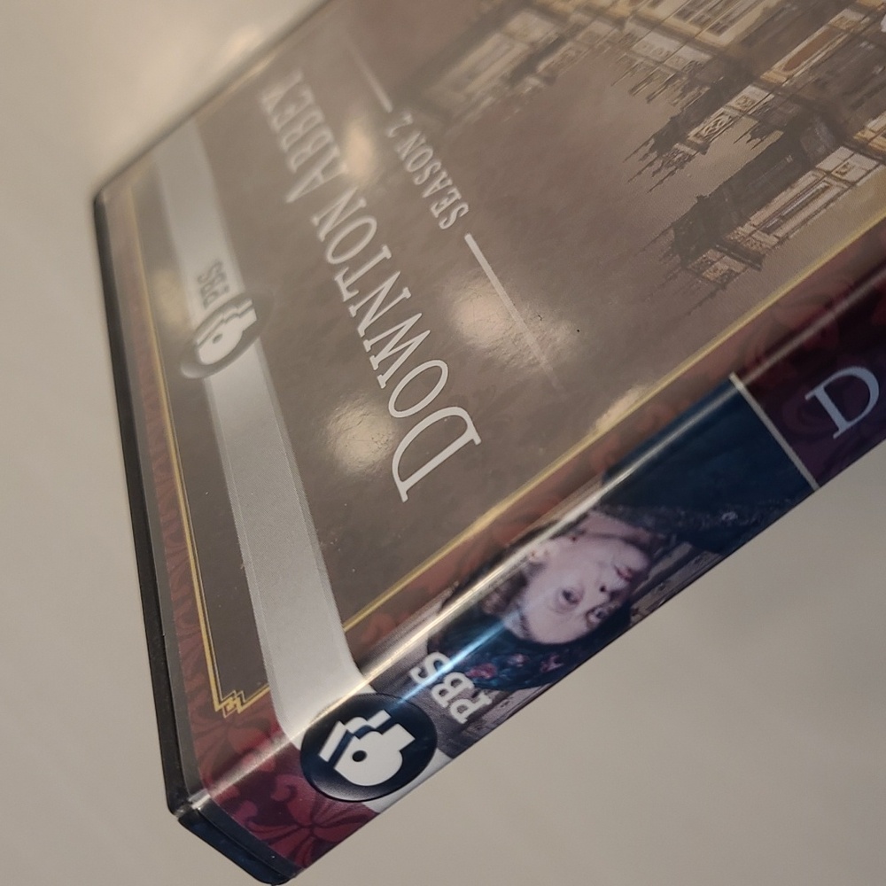 Downton Abbey Season 2 PBS Masterpiece Classic Three DVD Set - Picture 12 of 12